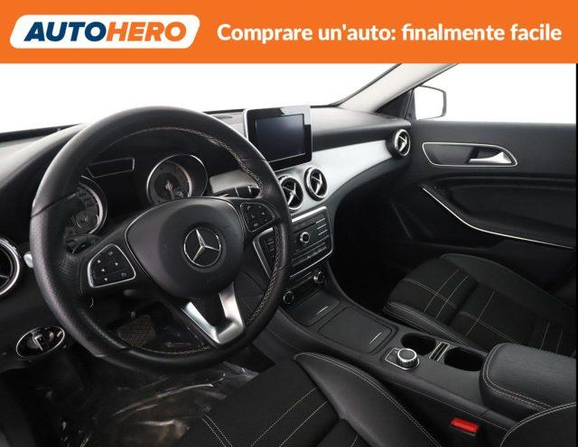 MERCEDES-BENZ GLA 200 d Automatic Sport