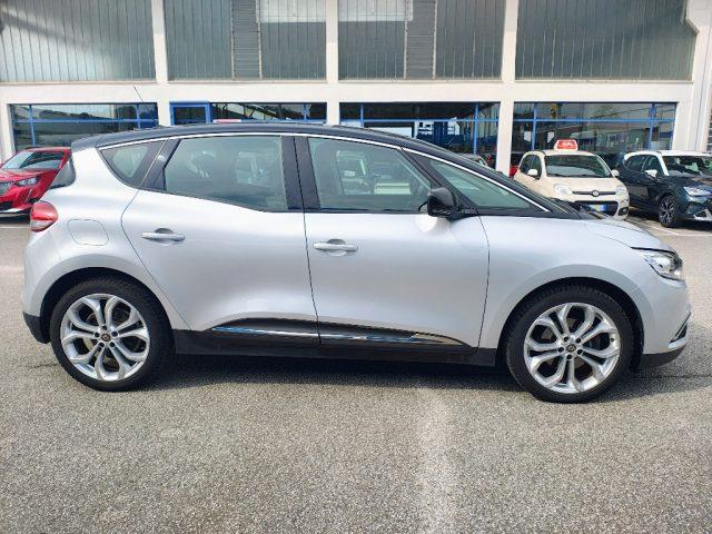 RENAULT Scenic Scénic Blue dCi 120 CV EDC Initiale Paris