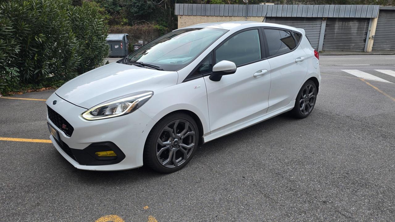 Ford Fiesta 1.5 TDCi 5 porte ST-Line