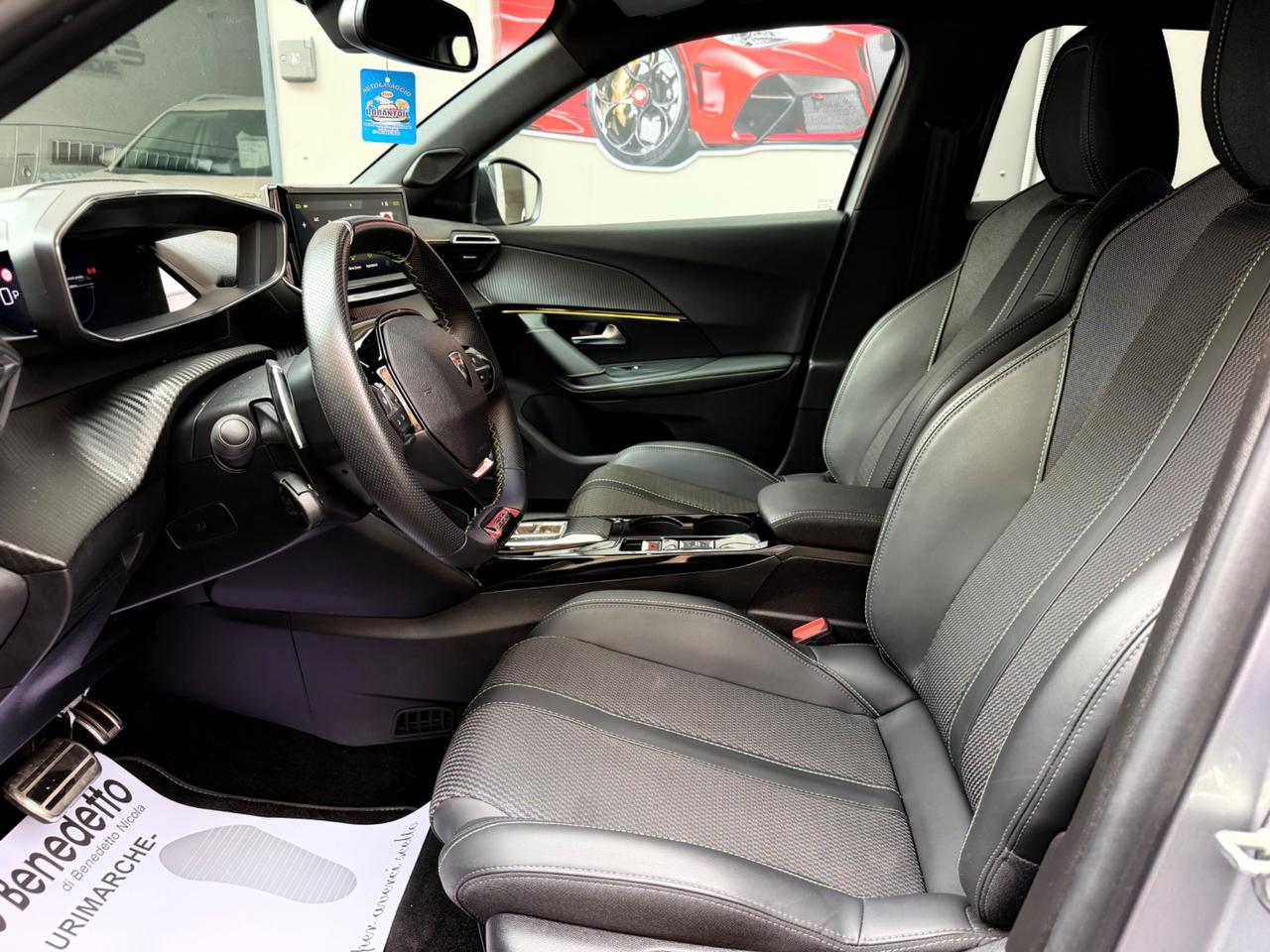 Peugeot 2008 Hybrid 145 e-DCS6 GT 2025