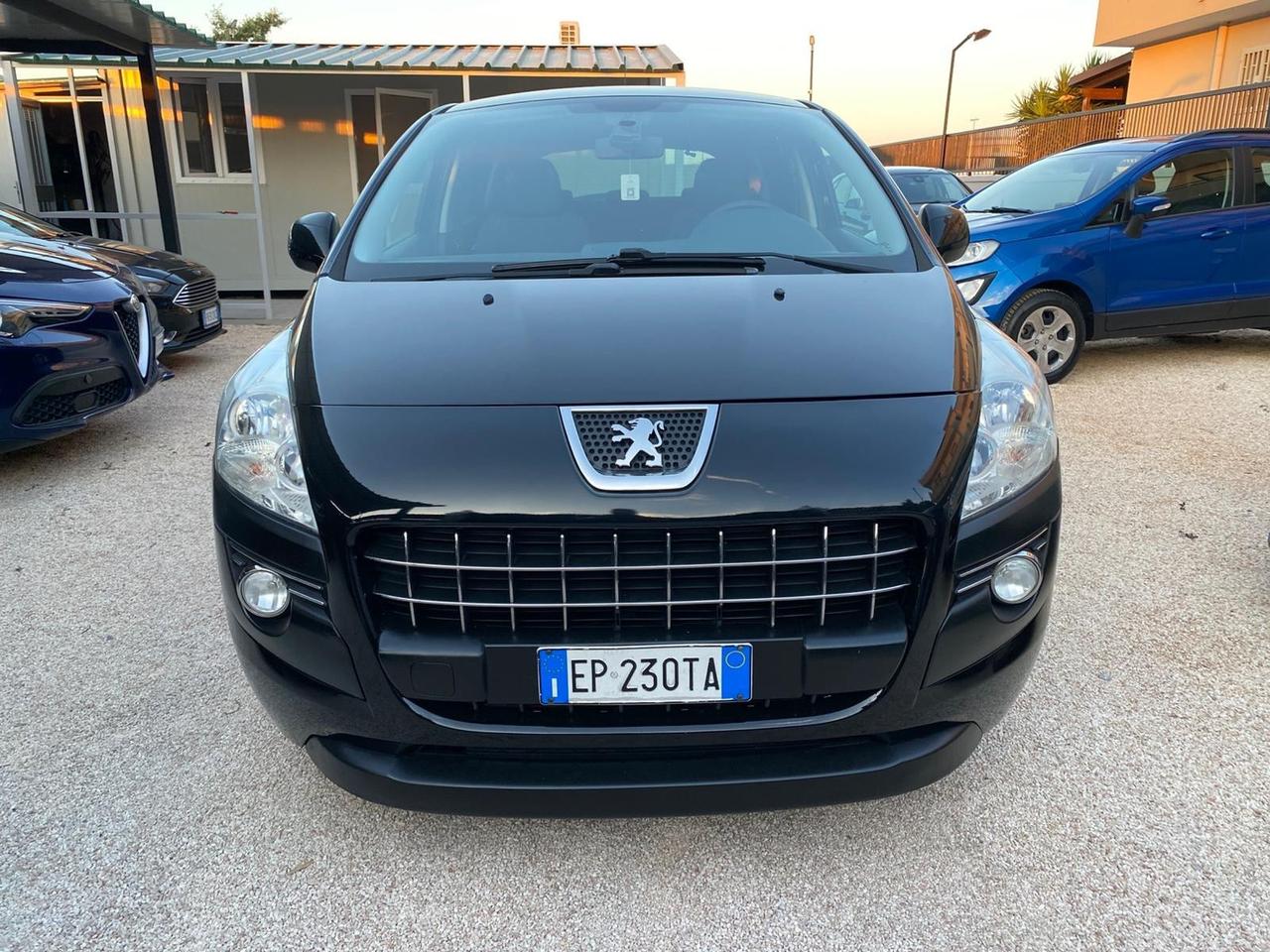 Peugeot 3008 1.6 e-HDi 115CV cambio robotizzato S.&S. Business