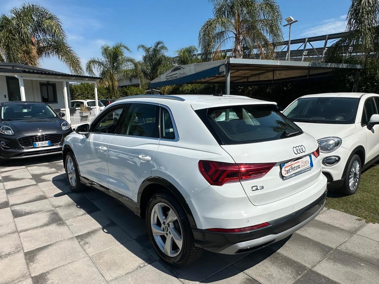 Audi Q3 2.0TDI 150CV S tronic SPORT 2022 PACCHET LUCI FULL OPTIONAL