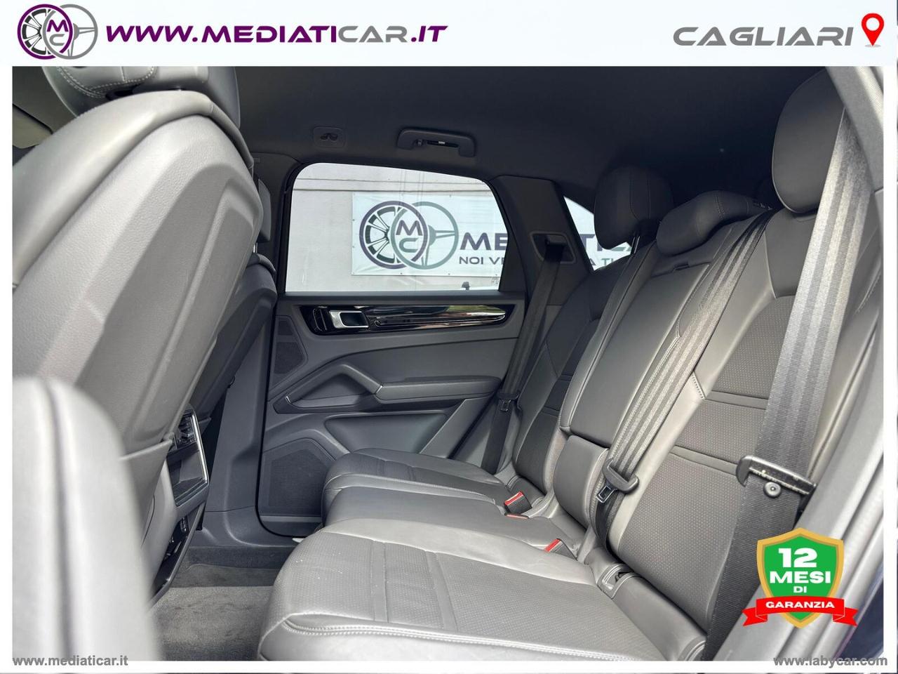 PORSCHE Cayenne 3.0 V6