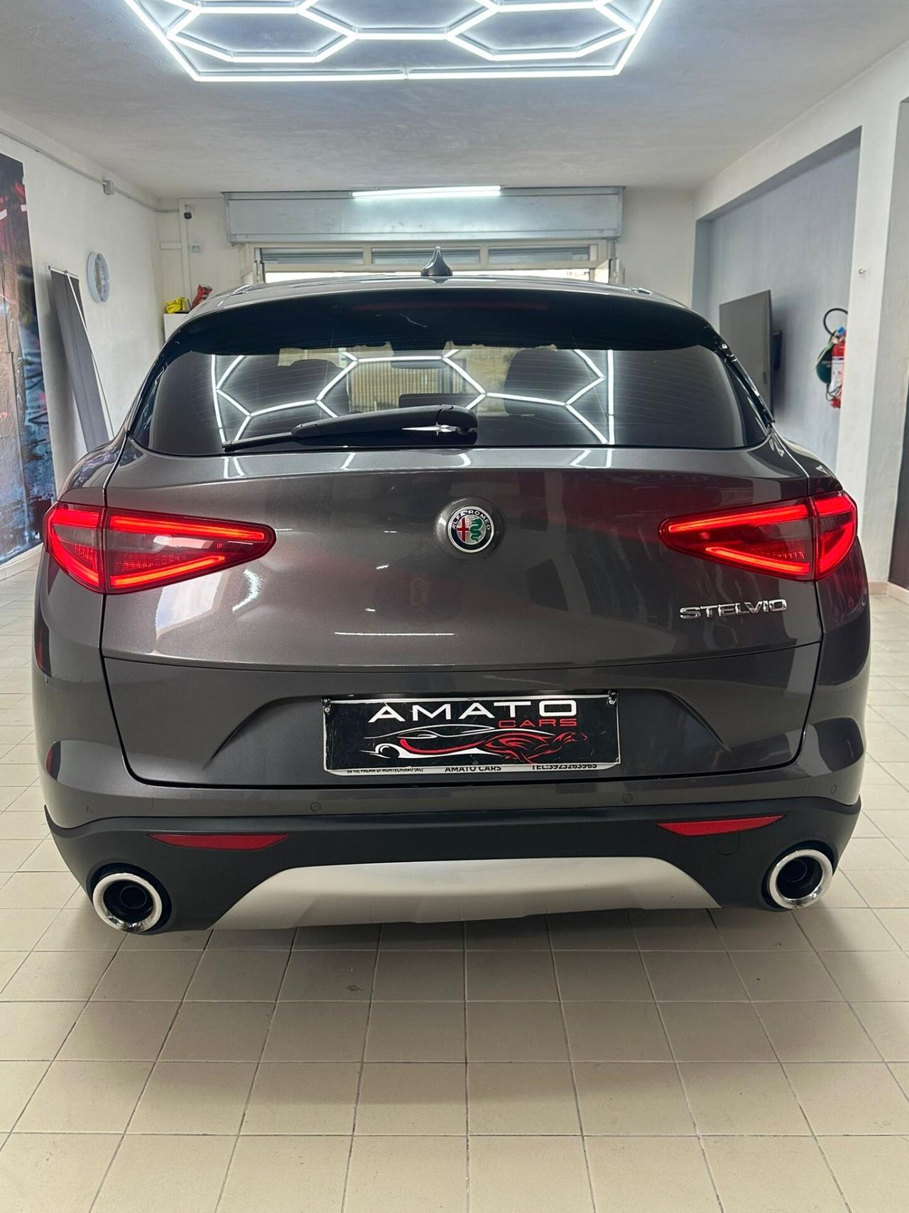 Alfa Romeo Stelvio 2.2 Turbodiesel 160 CV AT8 RWD Business