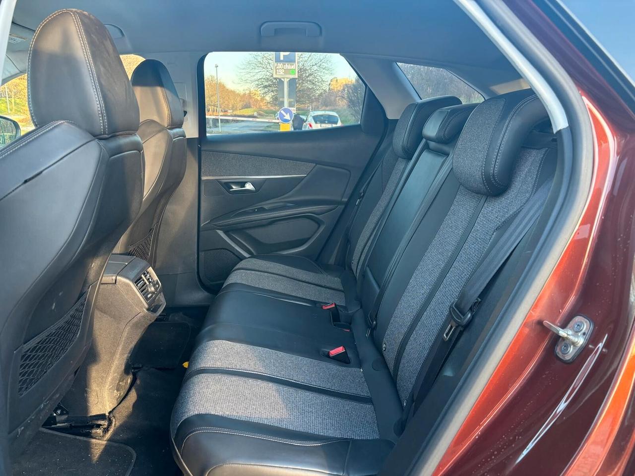 Peugeot 3008 BlueHDi Allure