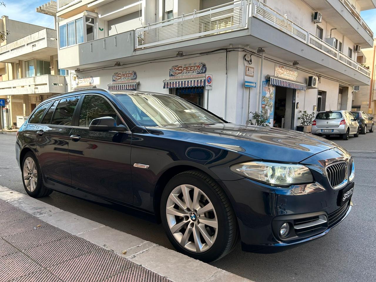 Bmw 525d Touring "Luxury" NAVI - TETTO