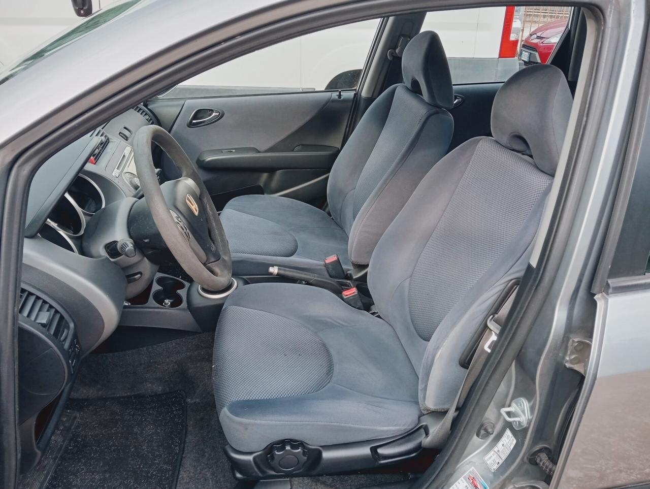 Honda Jazz 1.3i-DSi 5p. Graph Neopatentati