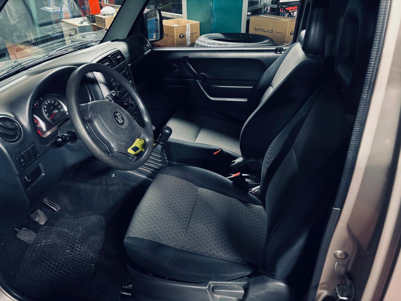 Suzuki Jimny 1.3i 16V cat 4WD JX