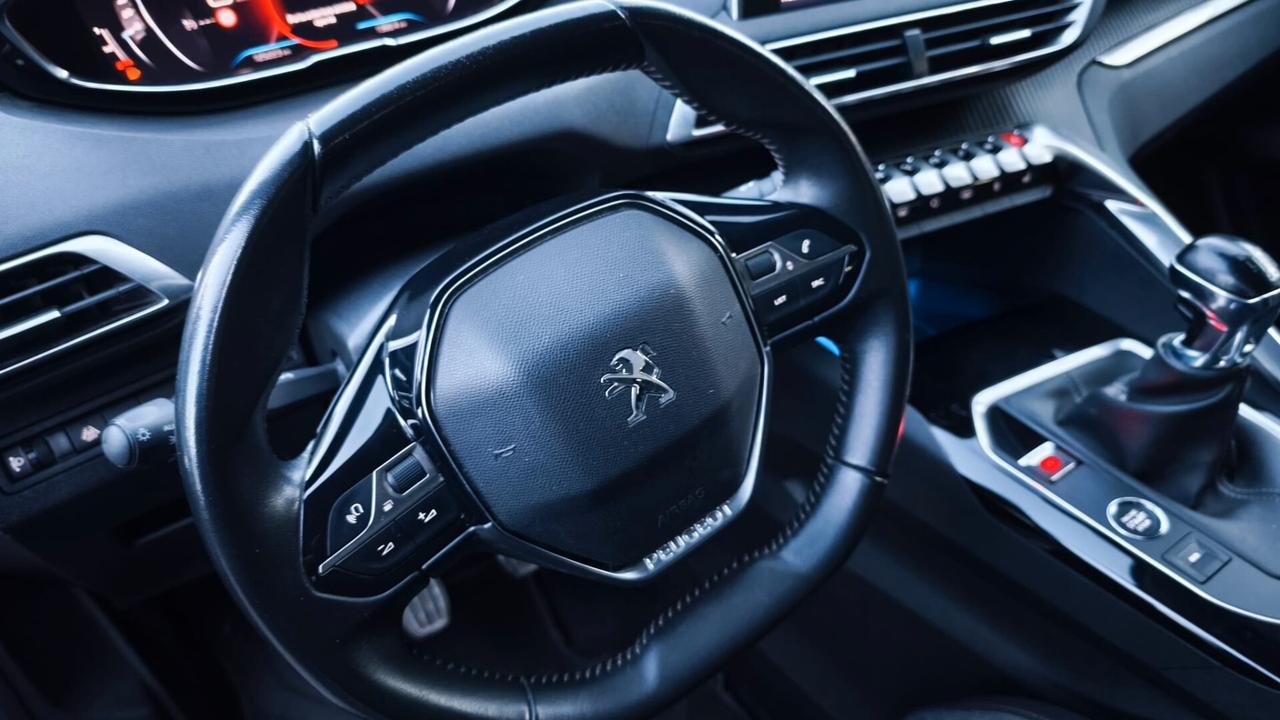 Peugeot 3008 BlueHDi 130 S&S Active Pack