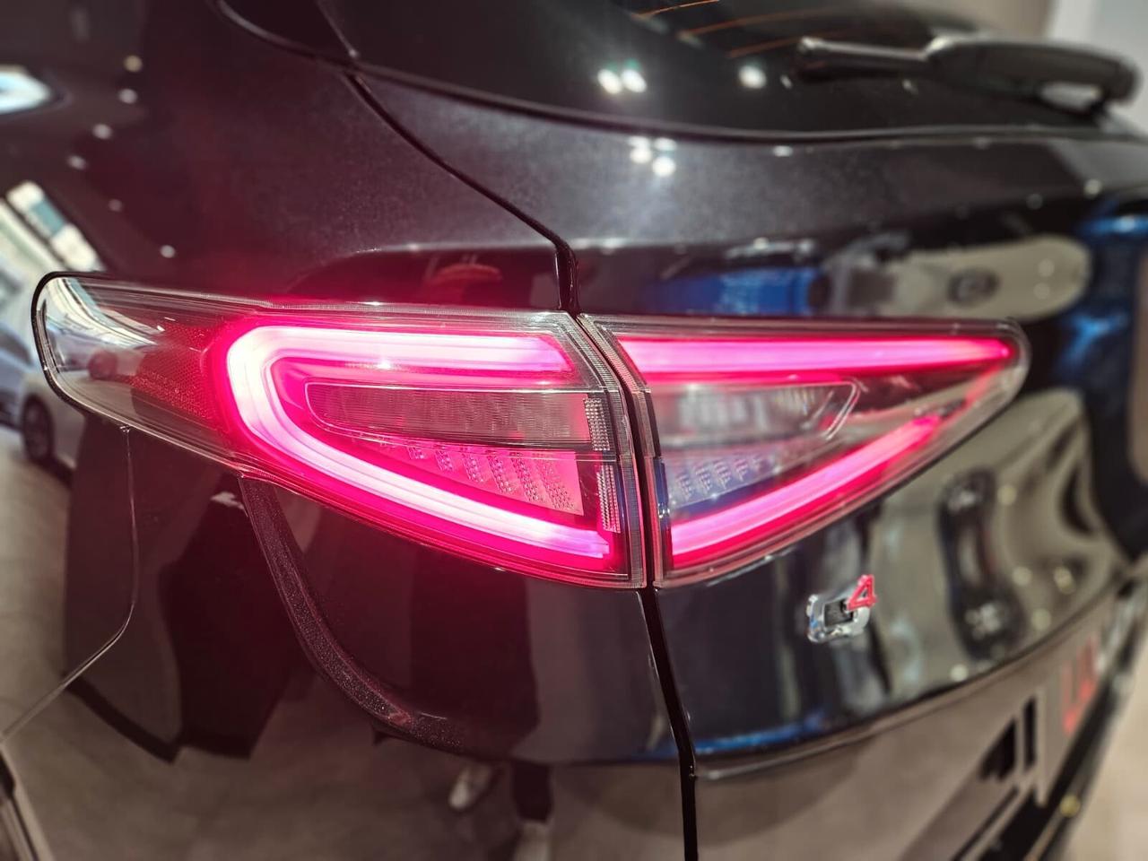 Stelvio 2.2d 210 CV AT8 Q4 Veloce Tetto 22K KM IVA ESP