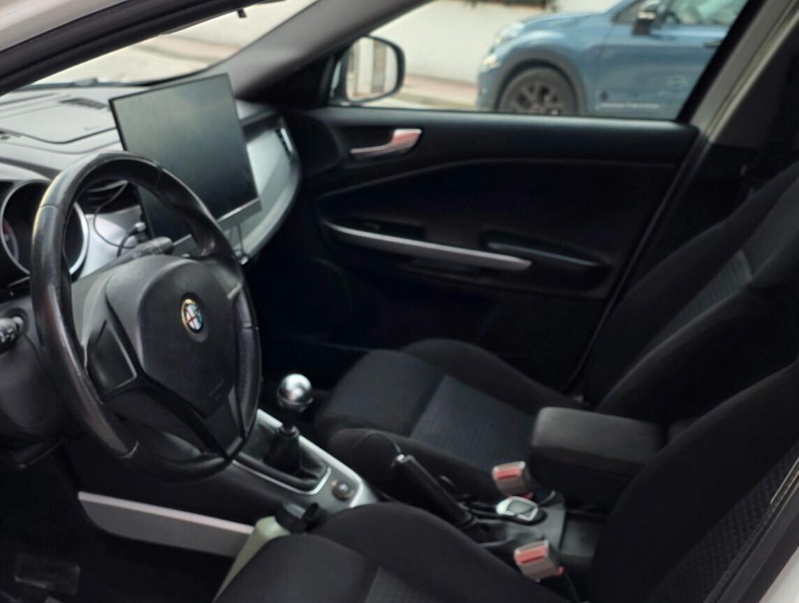 Alfa Romeo Giulietta 1.4 Turbo 120 CV GPL Distinctive