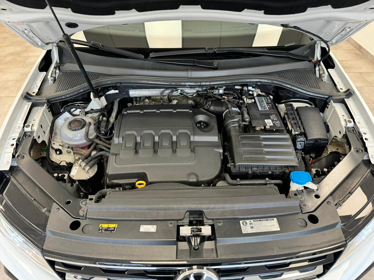 VOLSWAGEN TIGUAN 2.0 TDI 150 CV R-LINE DSG -2020