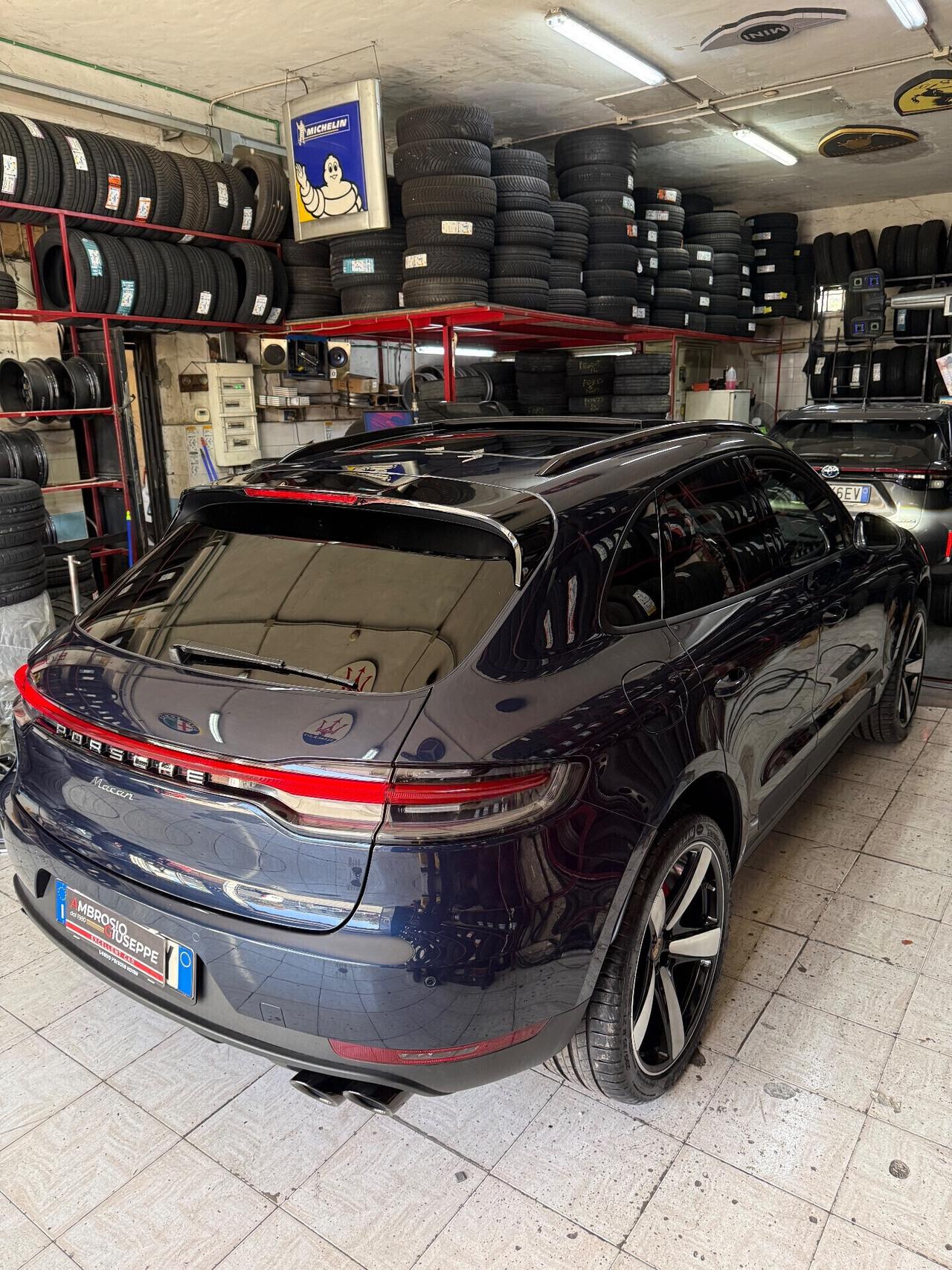 Porsche Macan 2.0 245 CV PASM TETTO 21 PASM TAGLIANDI PORSCHE