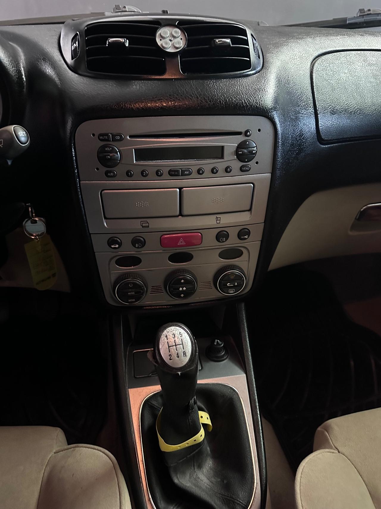 Alfa Romeo 147 2.0 16V TS 5 porte Distinctive GPL