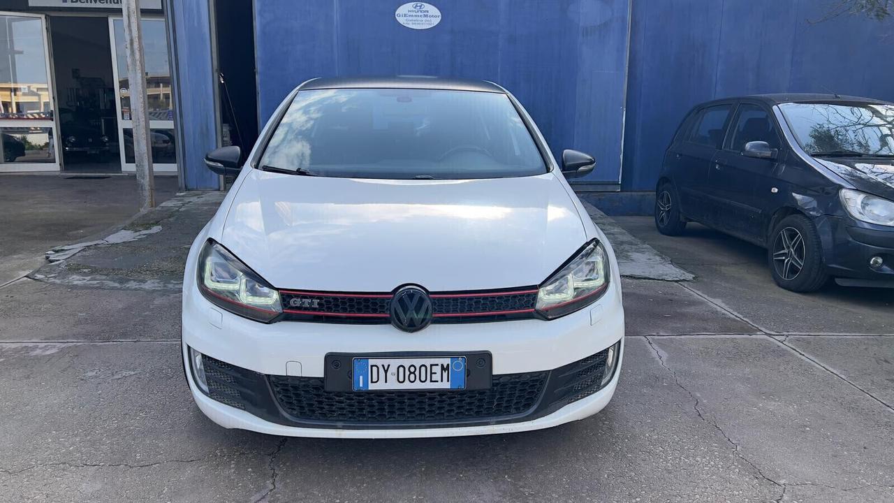 VOLKSWAGEN GOLF GTI 2.0 TSI 5P. 210CV