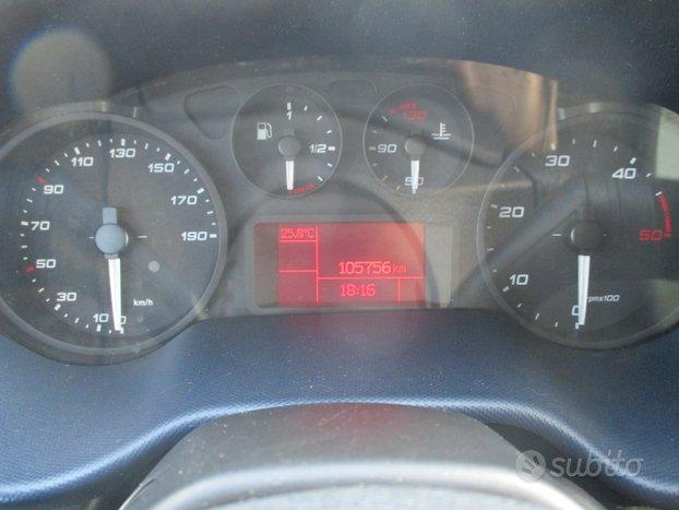 Iveco Daily 35C14 2.3 140CV E6 CENTINA DA 3.20 MET