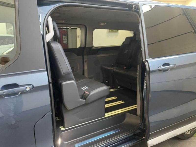 Ford Tourneo Custom Tourneo Custom 320 2.0 EcoBlue 170CV aut. AWD PL Active