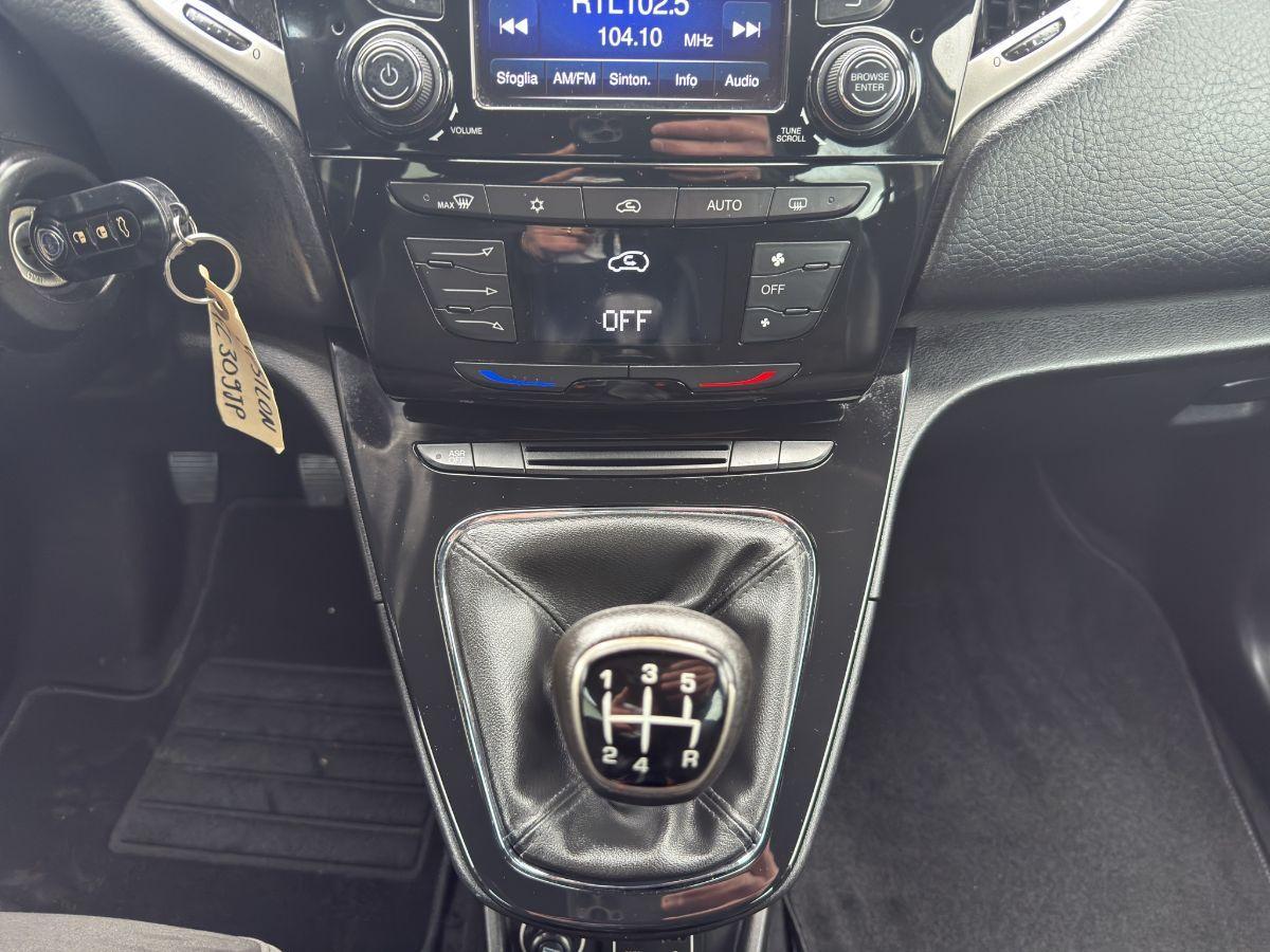 LANCIA - Ypsilon - 1.2 69 CV 5p. Platinum NAVI PELLE