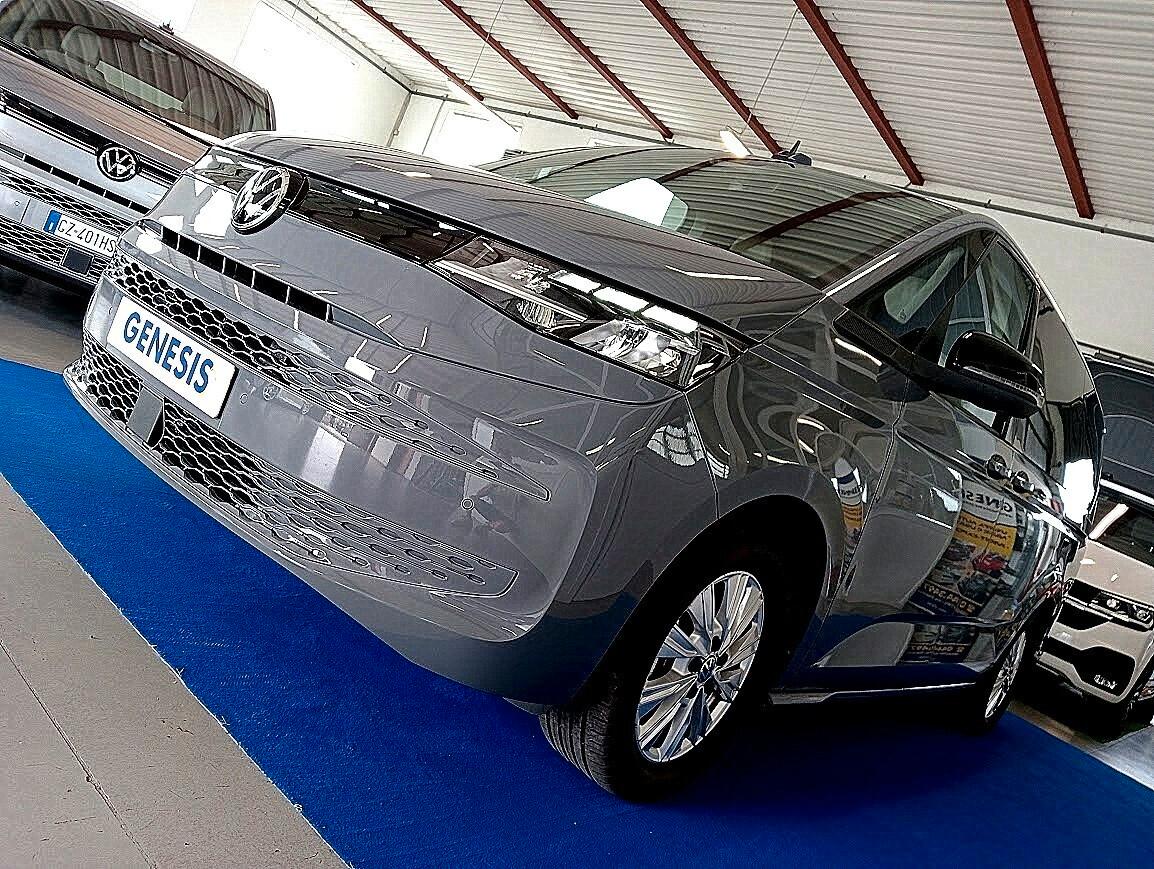 Volkswagen T7 Multivan 2.0 TDI DSG LED *VIS A VIS* CAMERA IVA INCLUSA