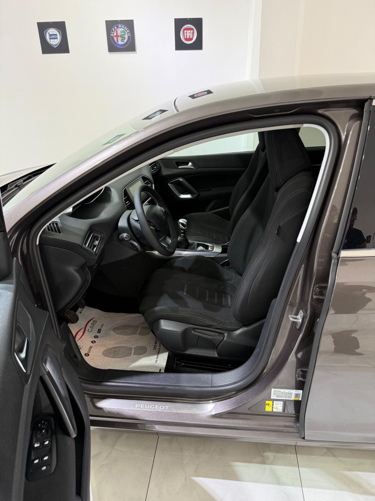 PEUGEOT 308 1.6 E-HDI 115 CV STOPESTART ALLURE PACK