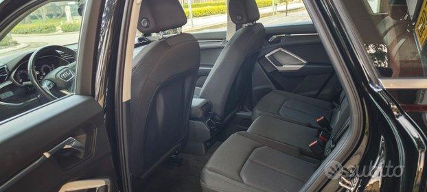 Audi Q3 35 2.0 TDI Business Advanced S-Tronic