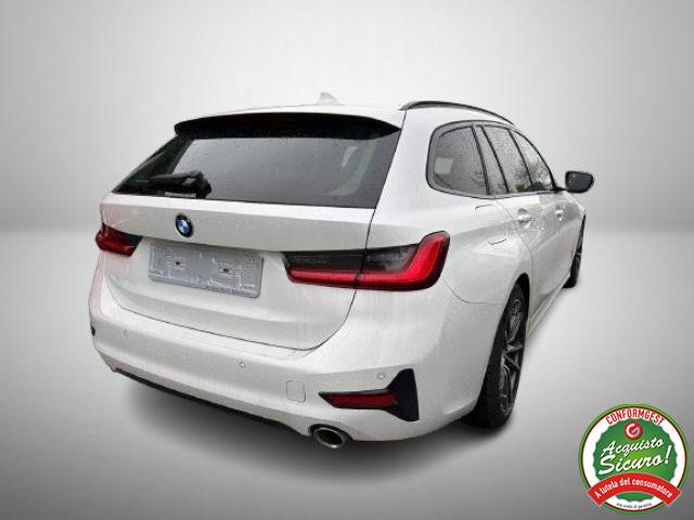 BMW 320 d xDrive Touring Sport Line Tetto Navi Pelle