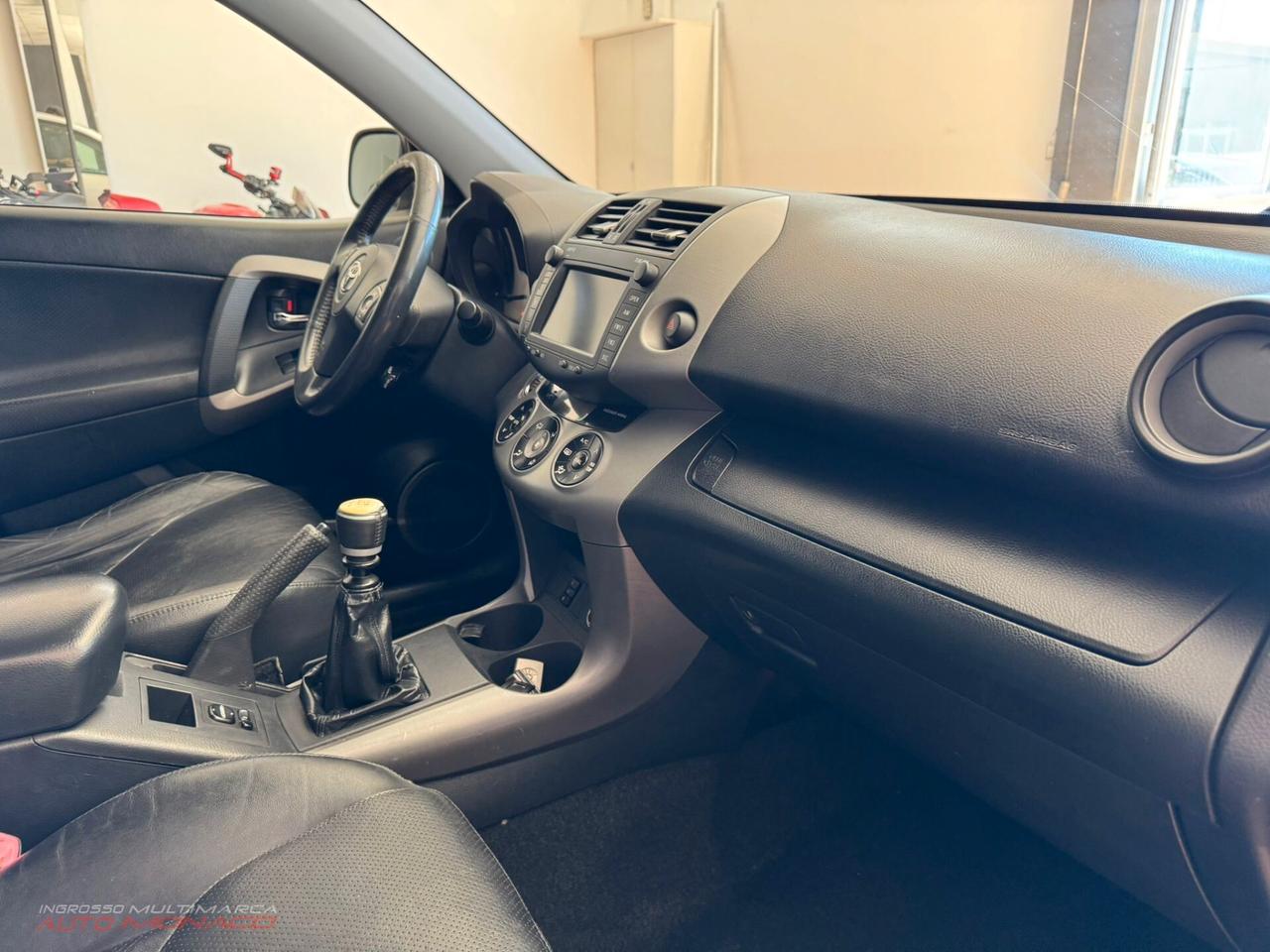 Toyota RAV4 2.2 D-4D 177CV 2008