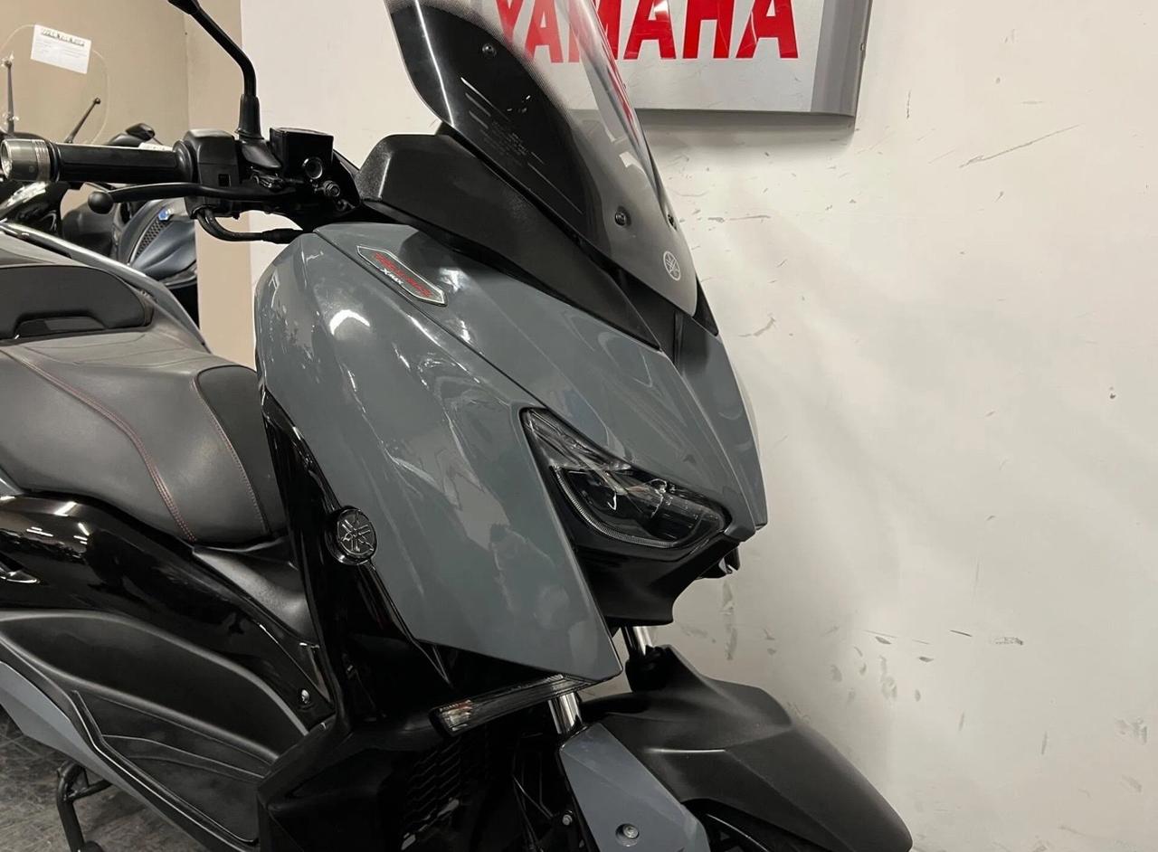 Yamaha X-Max 300 Tech Max