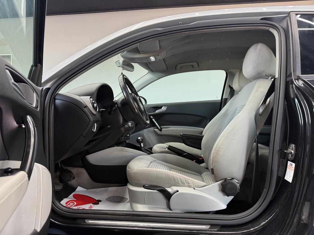 Audi A1 1.4 TFSI S tronic 119g Attraction