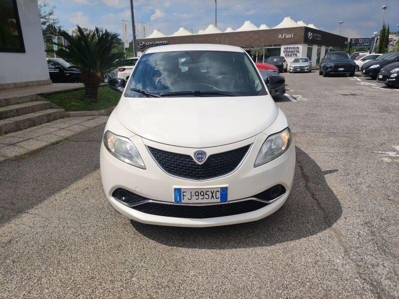 Lancia Ypsilon III 2015 1.2 Gold 69cv