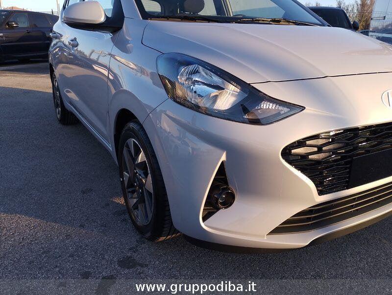 Hyundai i10 1.0 T-GDI MPI DOHC Petrol 5-speed M/T PE MY25 5P 1.0 MT CONNECTLINE