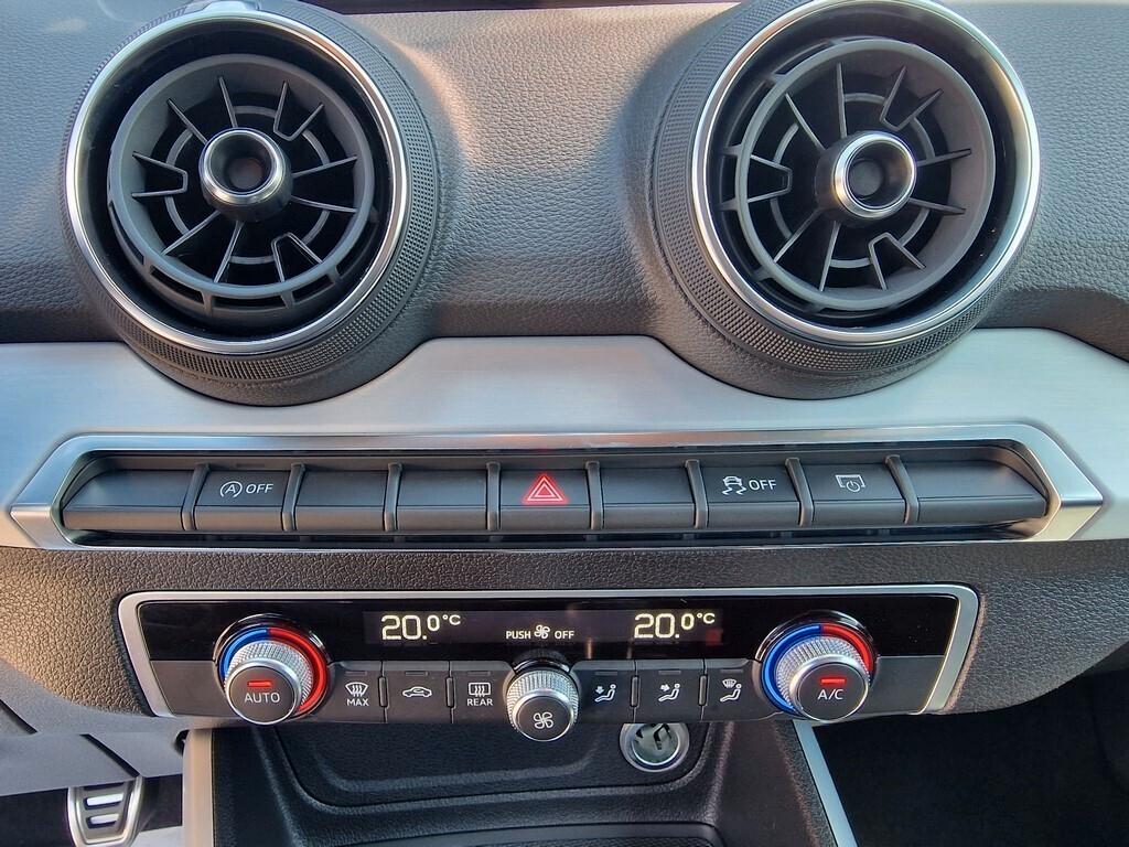 Audi Q2 1.6 TDI - 115cv 6M *S-LINE EDITION* FULL