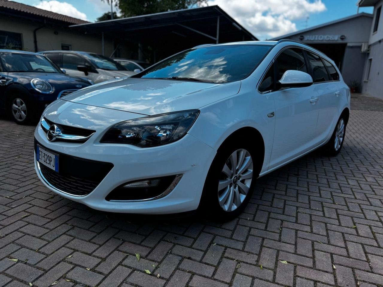 Opel Astra 1.7 CDTI 130CV Sports Tourer Cosmo