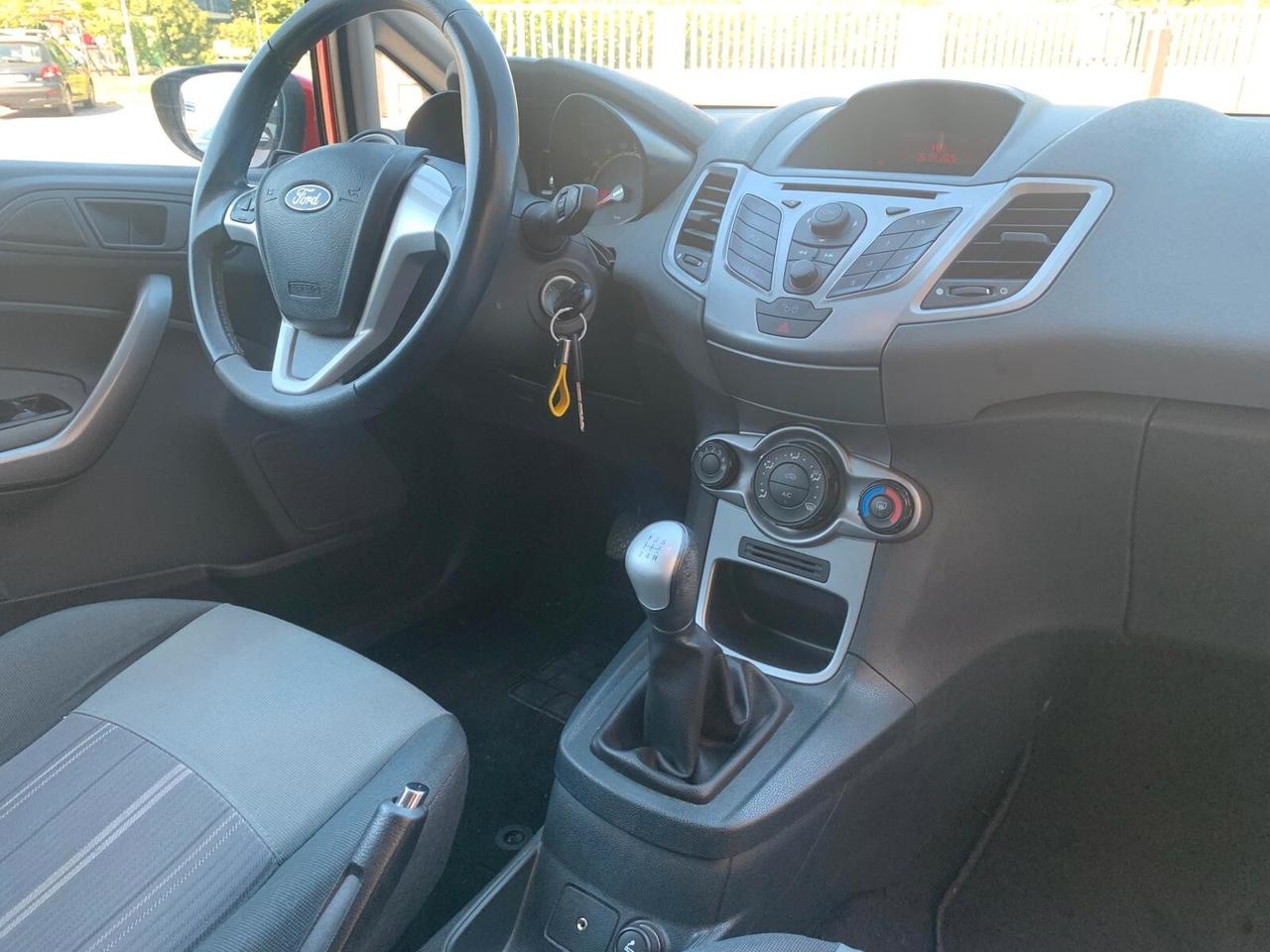 Ford Fiesta 1.2 82CV Neopat.