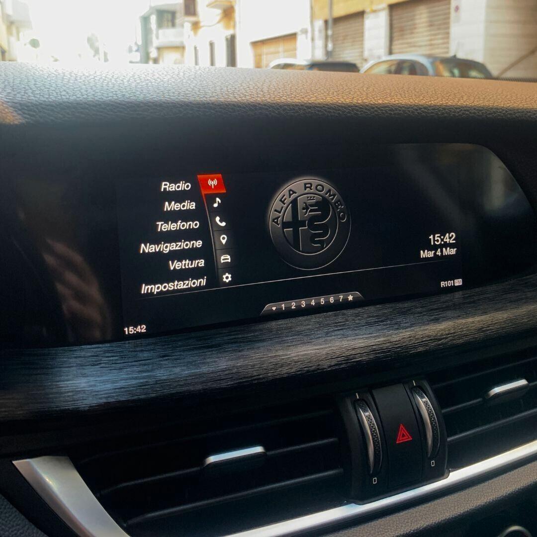 Alfa Romeo Stelvio 2.2 Turbodiesel 210 CV AT8 Q4 B-Tech