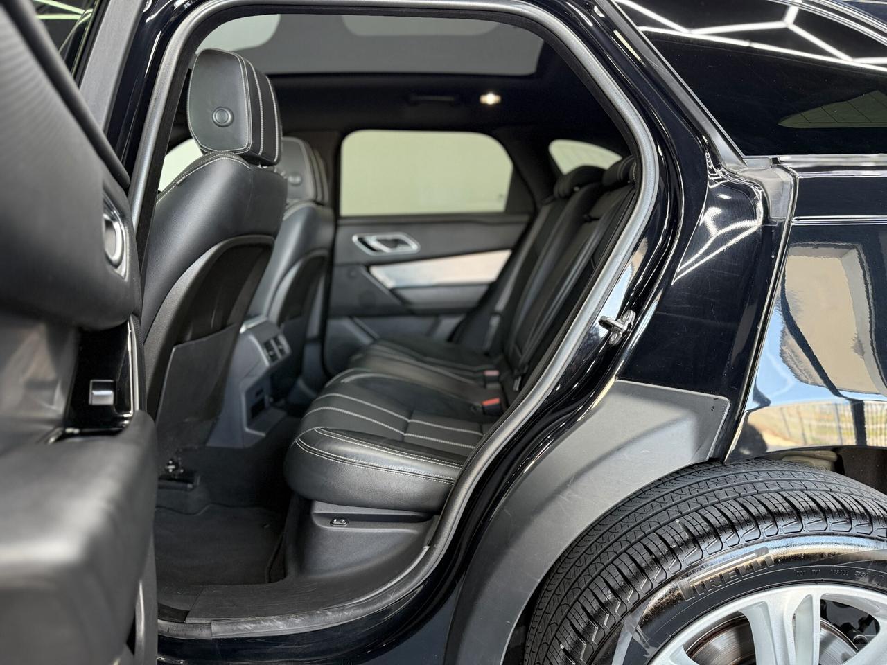 Land Rover Range Velar 2.0D I4 180 CV R-Dynamic HSE