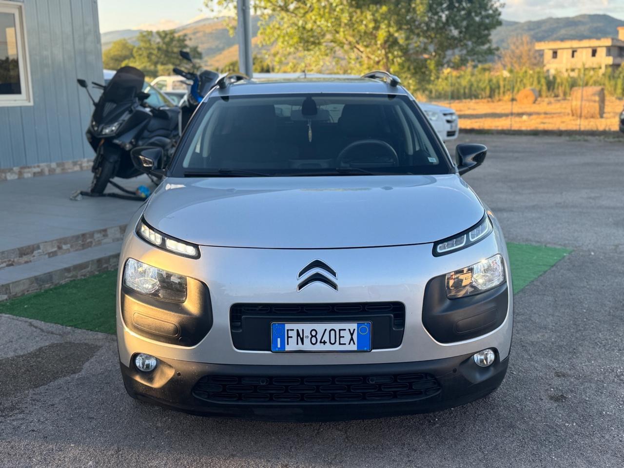 Citroen C4 Cactus BlueHDi 100 Shine PERFETTA