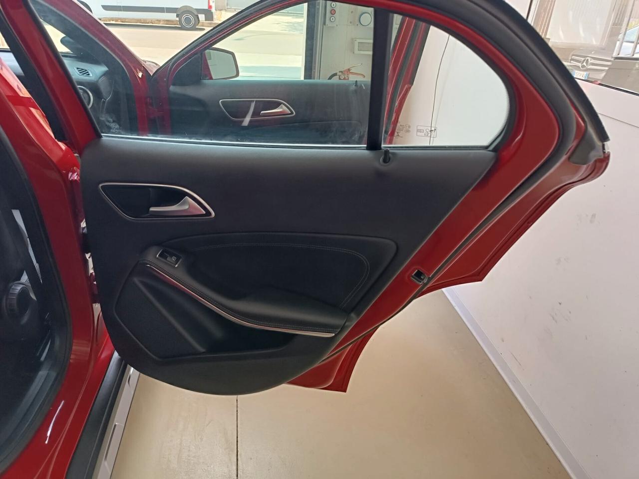 Mercedes-benz GLA 200 CDI Automatic 4Matic Premium