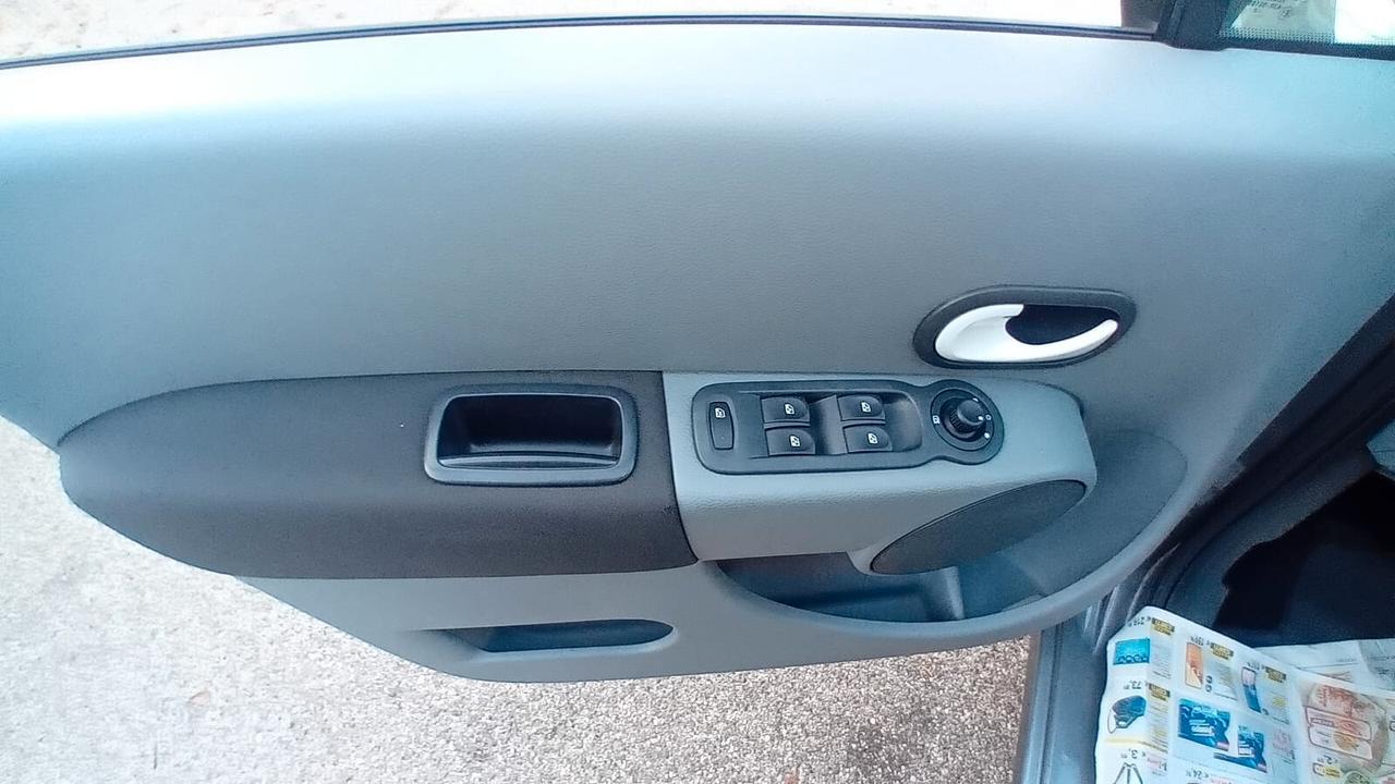 Renault Modus 1.2 16V TCE Live