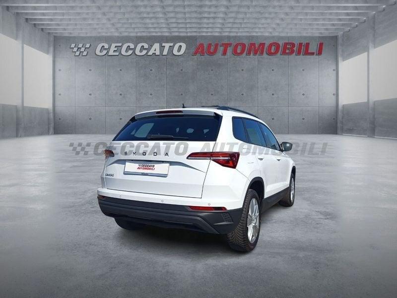 Skoda Karoq 2022 1.0 tsi Executive 115cv