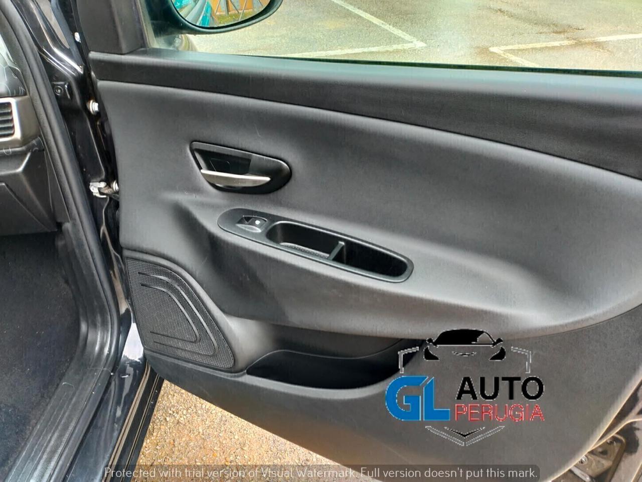 Lancia Ypsilon 0.9 TwinAir 85 CV Metano Elefantino rosa UNICOPROPR.