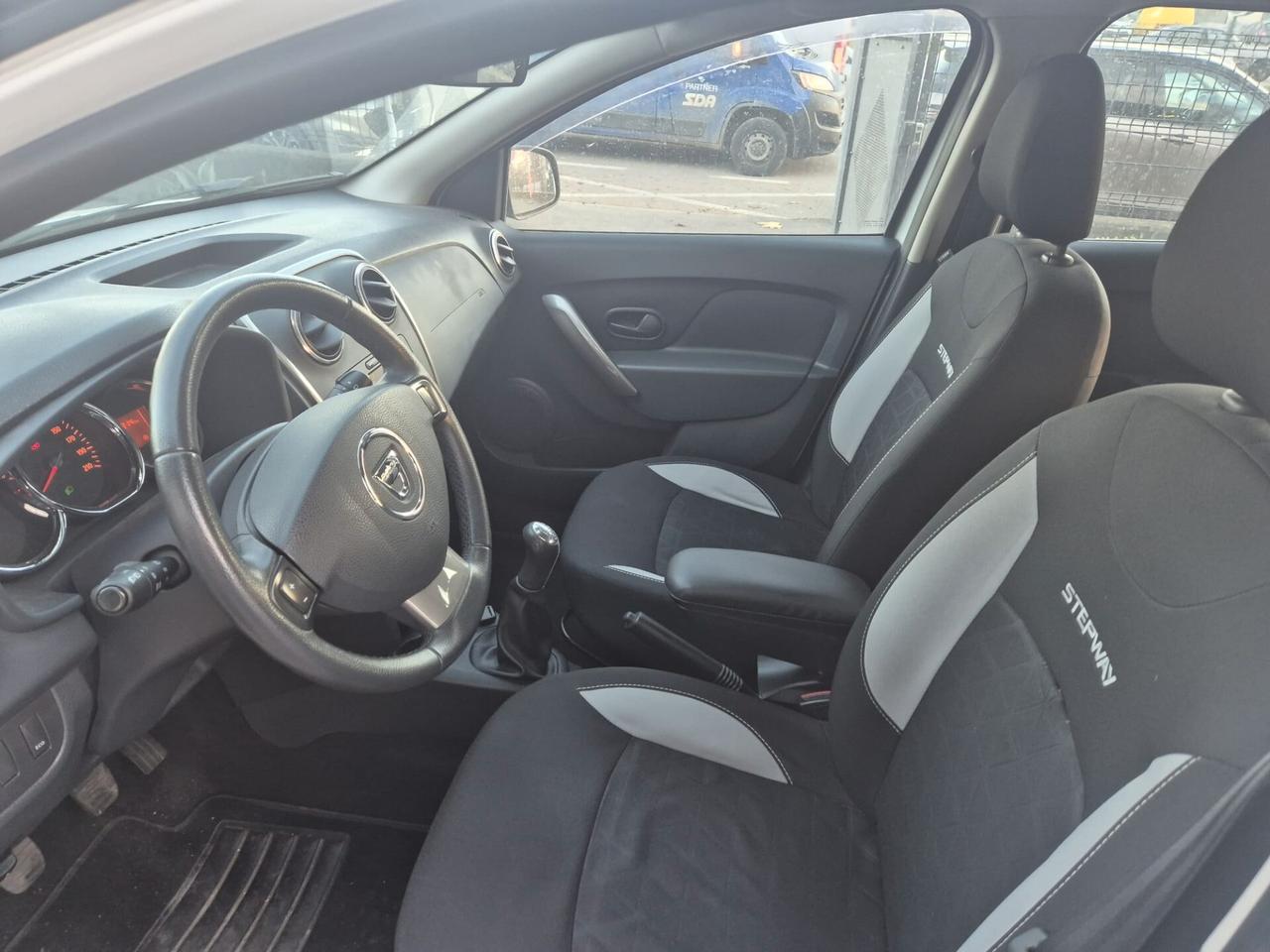 Dacia Stepway 1.5 dCi 90CV S&S E6B -- UNIPROPR.!!!