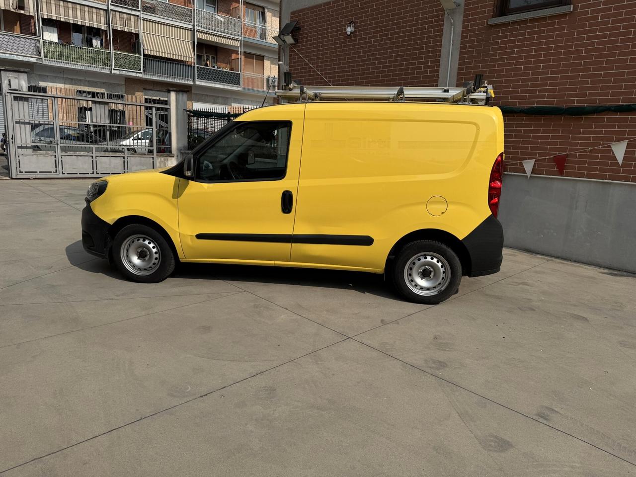Fiat Doblò 1.3 MJT PC-TN Cargo SX ANNO 01/2020 UNICO PROPRIETARIO PREZZO IVA COMPRESA