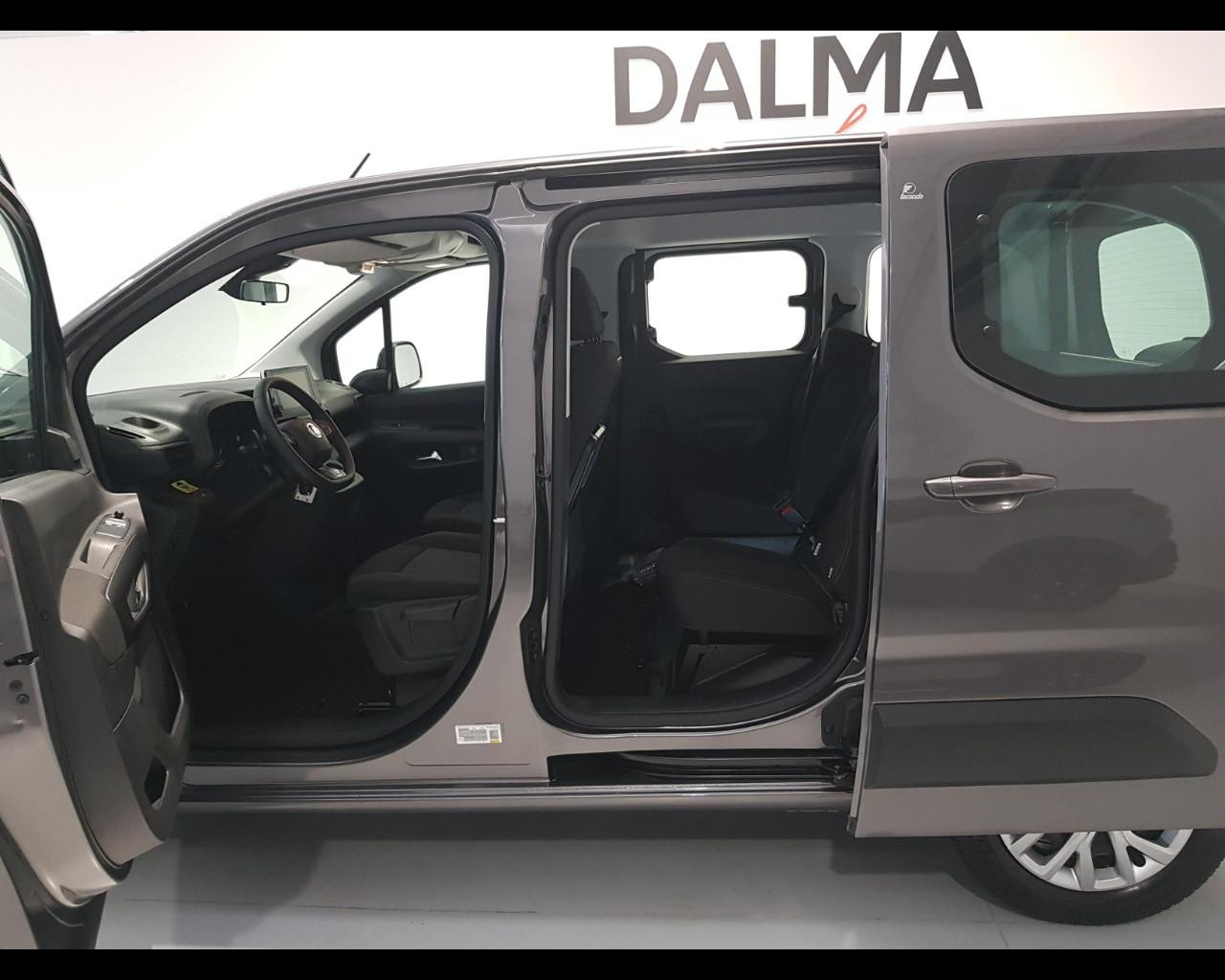 FIAT Doblo 1.5 BlueHDdi 130 Cv Ca Trasporto Disabili con Pedana