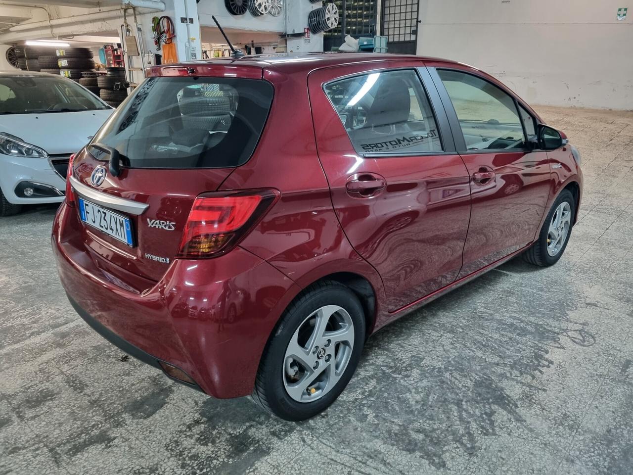 Toyota Yaris 1.5 Hybrid 5 porte Active