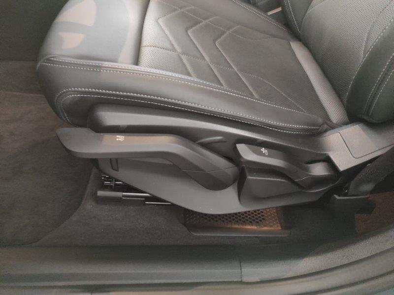 BMW Serie 2 A.T. (U06) - 218d Active Tourer Luxury