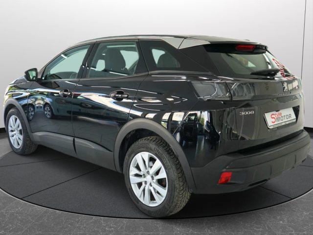 PEUGEOT 3008 BlueHDi 130 S&S EAT8 Active Business
