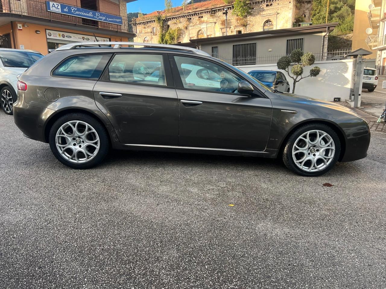 Alfa Romeo 159 1.9 JTDm 16V Sportwagon Exclusive