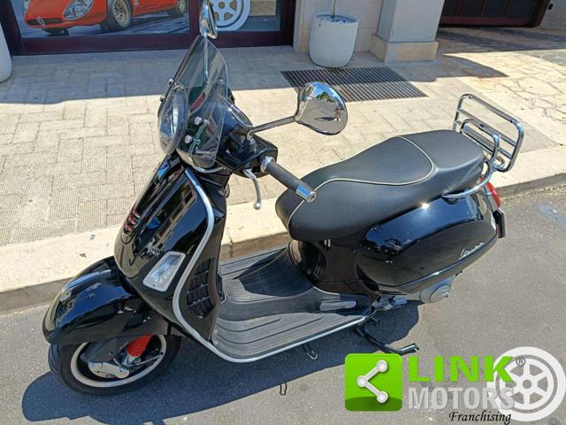 PIAGGIO Vespa GTS 300 Super ABS