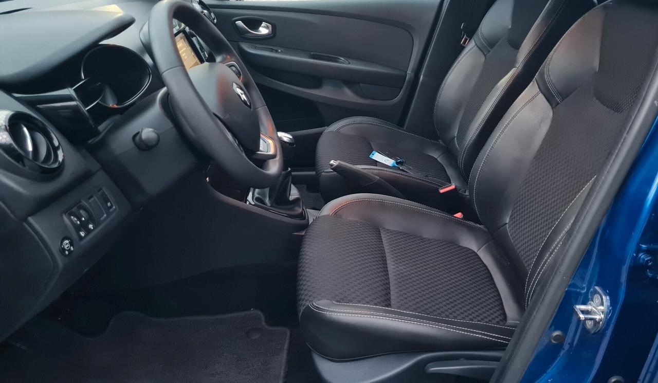 Renault Clio TCe 12V 90 CV GPL 5 porte Moschino Intens